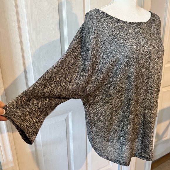 Bundle Lot of 8 Womens XL tops. EUC. Most barely used. Mostly summer tops - Picture 14 of 14